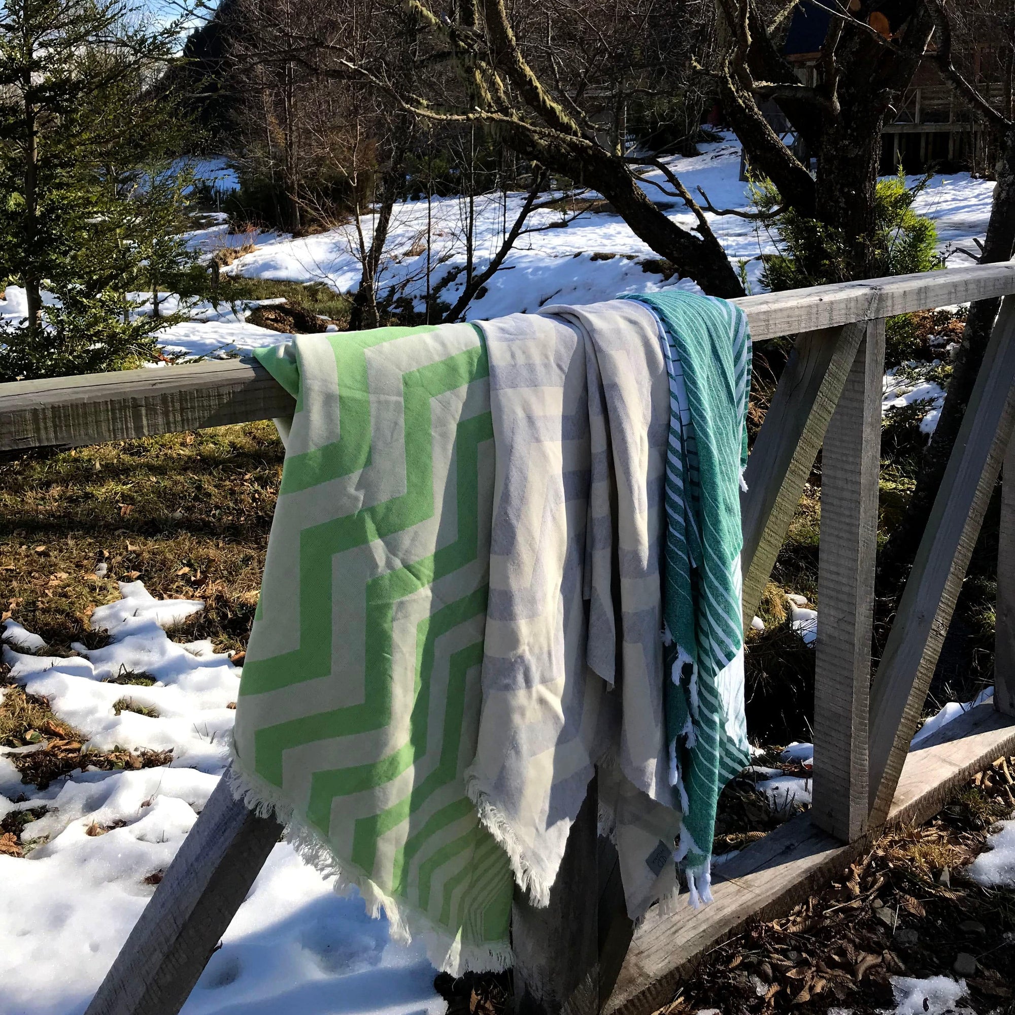 Mersin Chevron Towel / Blanket  - Green